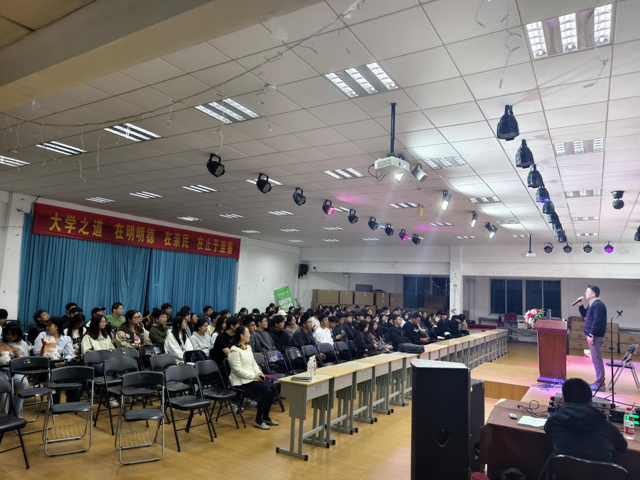 文旅院特邀张伟博副院长解读媒介空间时代广告学科前沿